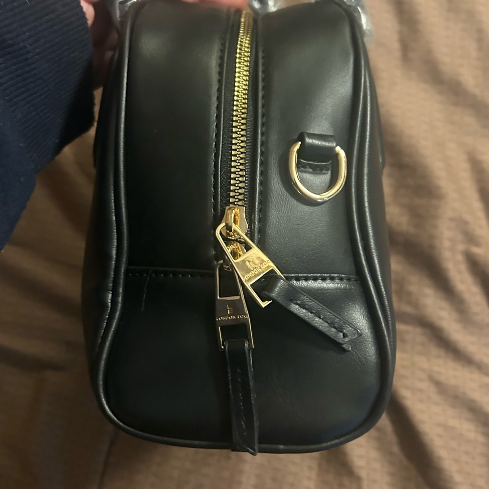 London Fog Black satchel - Picture 5 of 9
